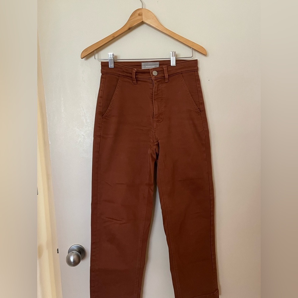 Everlane Straight Leg Crop in Cocoa Brown size 2 short